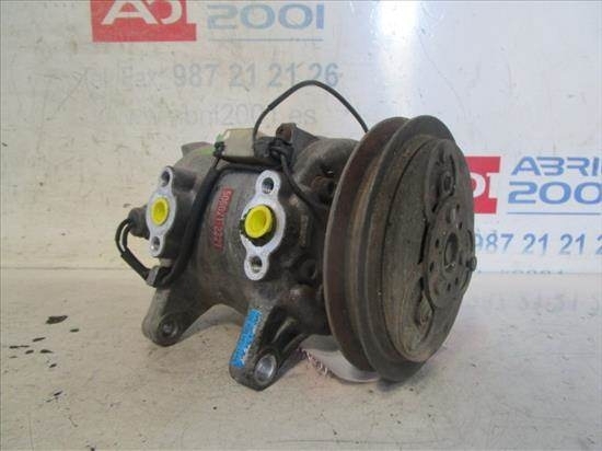 Compresseur clim Nissan Terrano II (R20) 2.7 TD 4WD  - 1