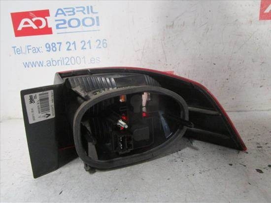 Fanale posteriore principale sinistro (luci) Renault Laguna II (BG0) 2.2 dCi  - 1