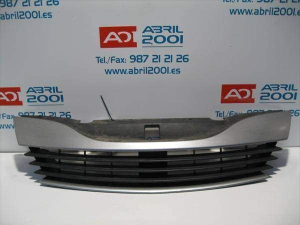 Calandre Renault Laguna II (BG0) 1.9 dCi  - 1