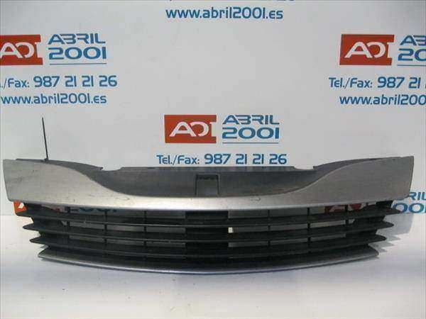 Calandre Renault Laguna II (BG0) 1.9 dCi  - 1