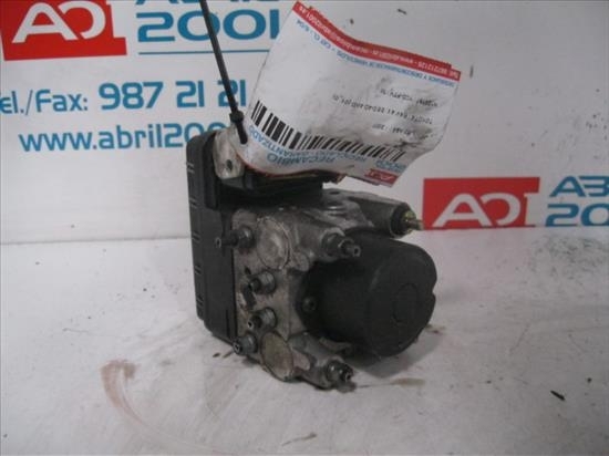 Blocco ABS (antibloccaggio freni) Toyota RAV4 (A2) 2.0 D-4D 4WD  - 1