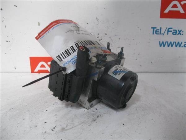 Blocco ABS (antibloccaggio freni) Hyundai Trajet (FO) 2.0 CRDi GLS  - 1
