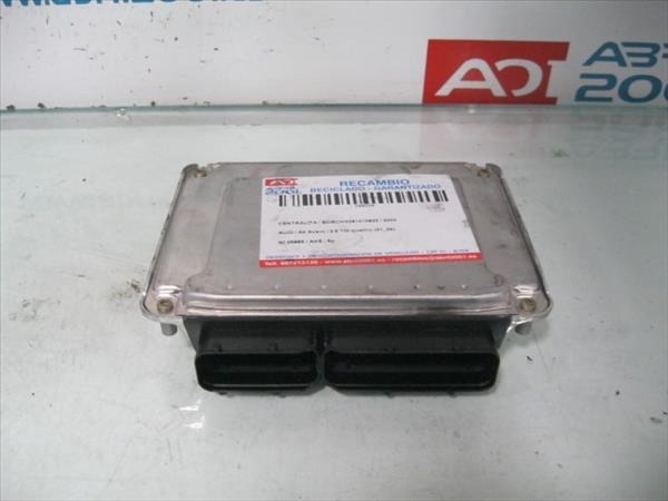 Calculateur moteur Audi A4 Avant (8E) 2.5 TDI Quattro  - 1