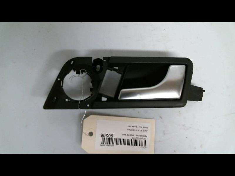 Poignee interieur avant droit AUDI A2 Diesel - 1