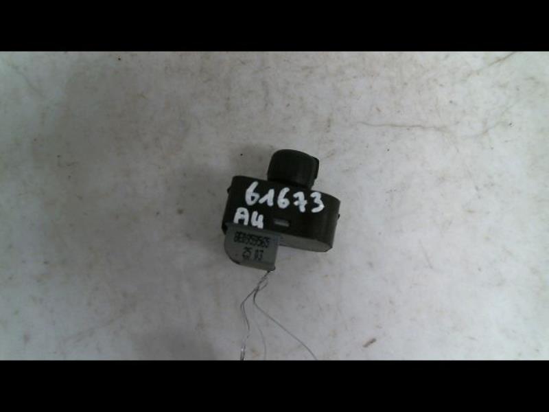 Commande retroviseurs AUDI A4 2 8E Diesel - 1