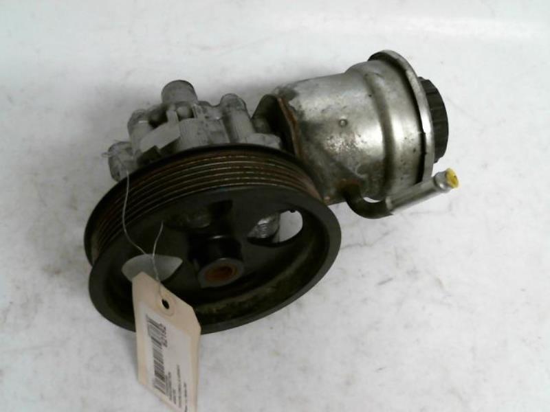 Pompe de direction TOYOTA COROLLA VERSO 2 Diesel - 1