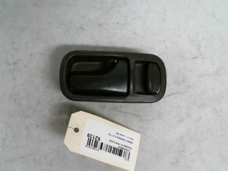 Poignee interieur avant droit NISSAN TERRANO 2 Diesel - 1