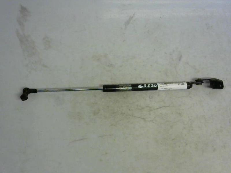 Verin de coffre SUZUKI SWIFT 3 Essence - 1
