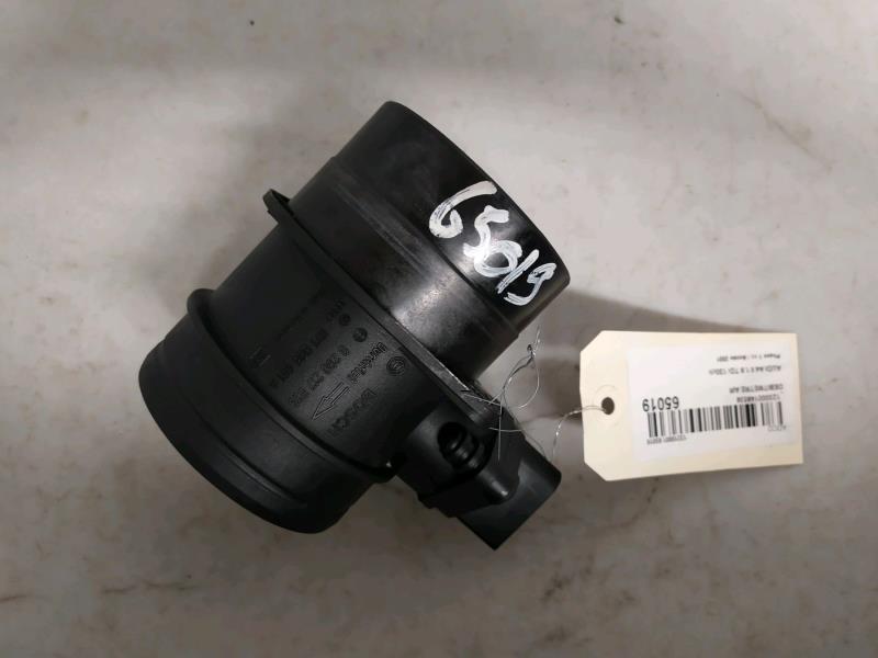 Debitmetre AUDI A4 2 8E Diesel - 1