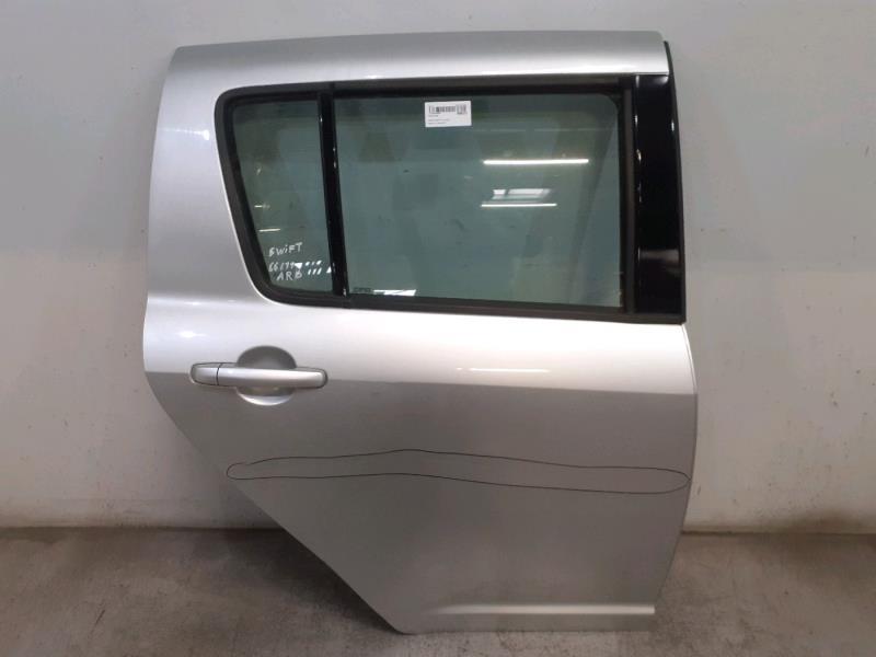 Porte arriere droit SUZUKI SWIFT 3 Essence - 1