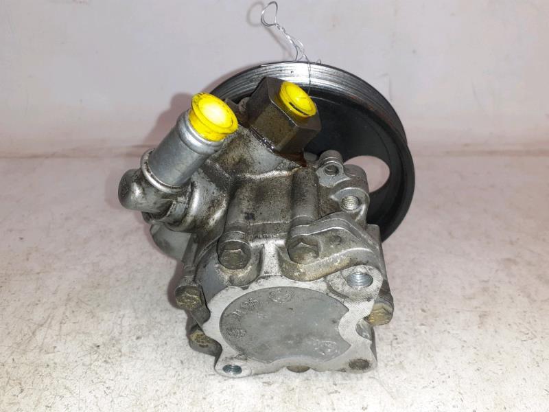 Pompe de direction PEUGEOT 406 Diesel - 1