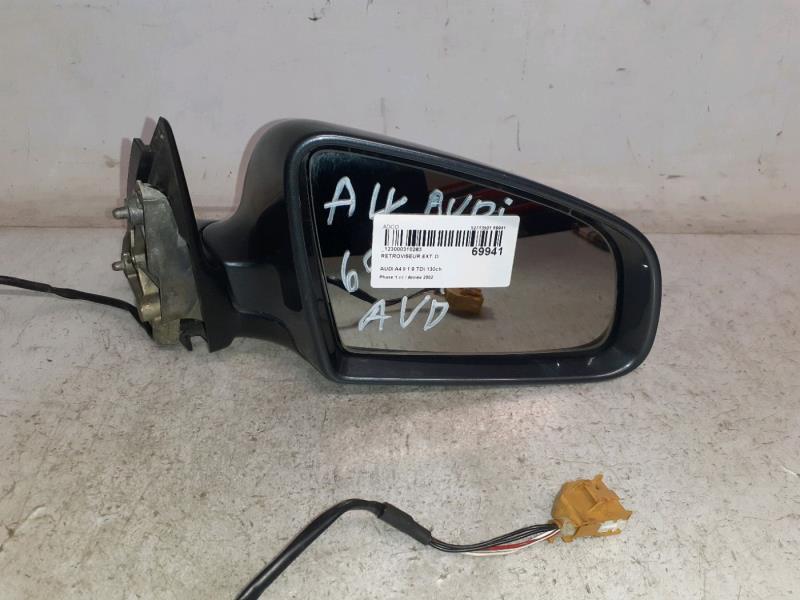 Retroviseur droit AUDI A4 2 8E Diesel - 1