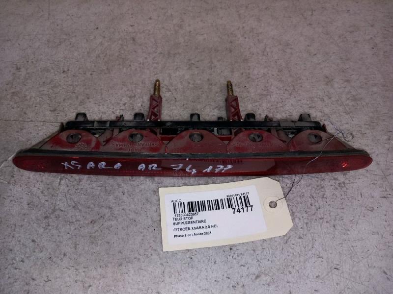 Feu arriere stop central CITROEN XSARA Diesel - 1