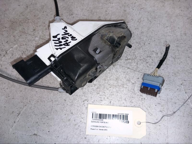 Serrure avant droit CITROEN C4 CACTUS Essence - 1