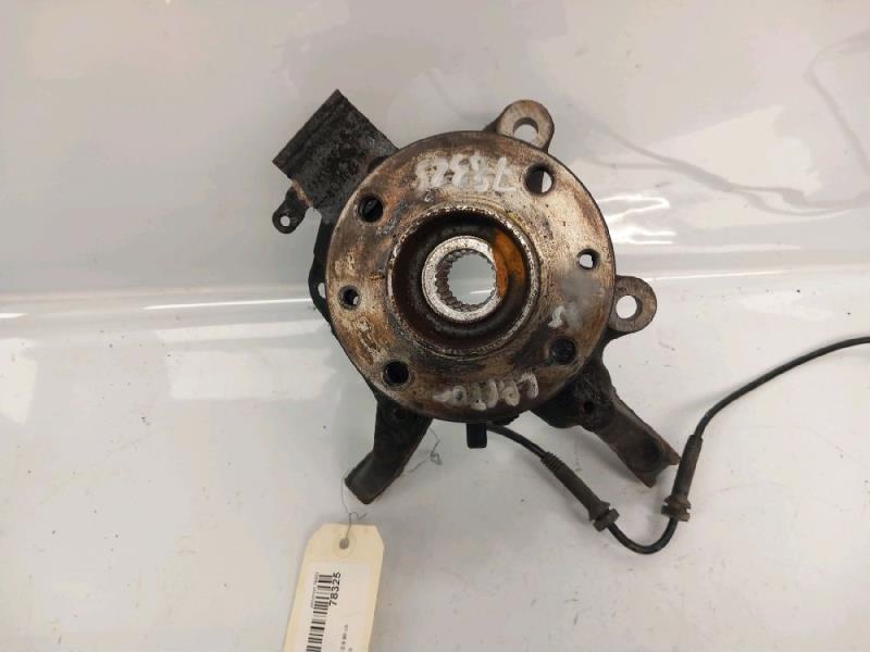 Fusee avant gauche RENAULT CAPTUR 1 Essence - 1
