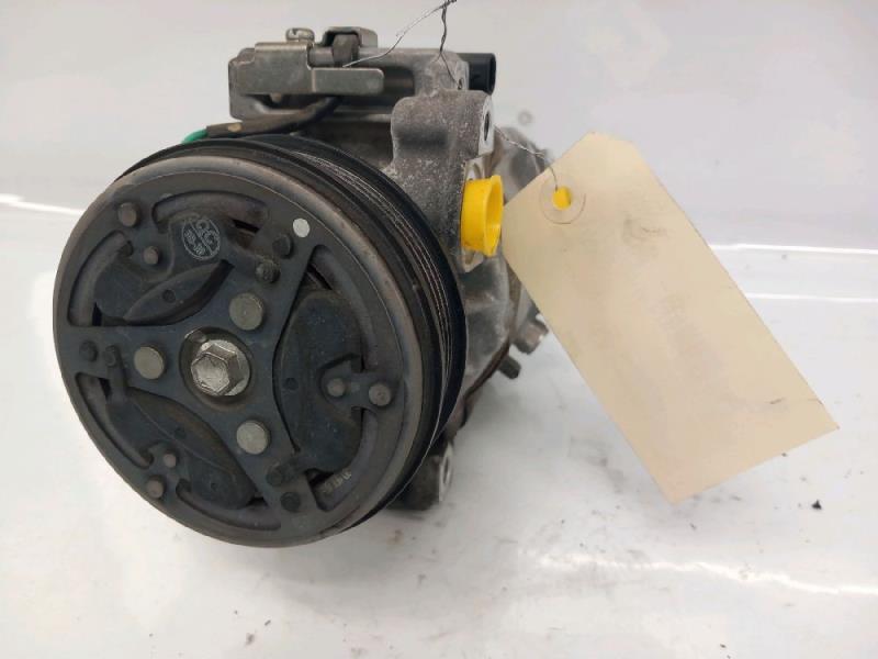 Compresseur clim OPEL KARL Essence - 1