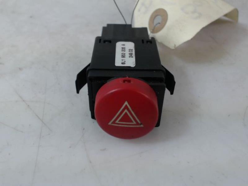 Bouton de warning SEAT IBIZA 3 Diesel - 1