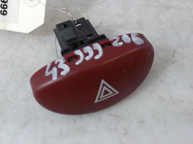 Bouton de warning PEUGEOT 206 Diesel - 1
