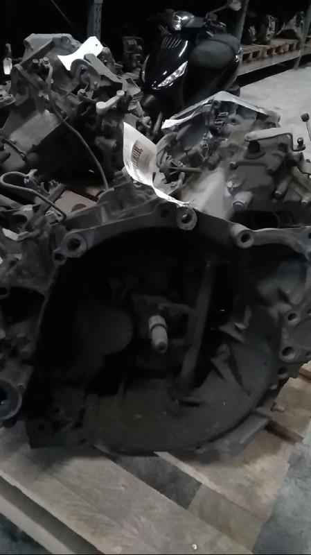 Boite de vitesses PEUGEOT 405 Essence - 1
