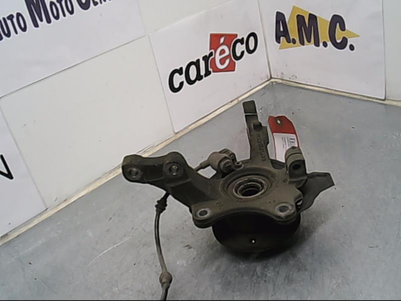 Fusee avant droit OPEL CORSA III Diesel - 1
