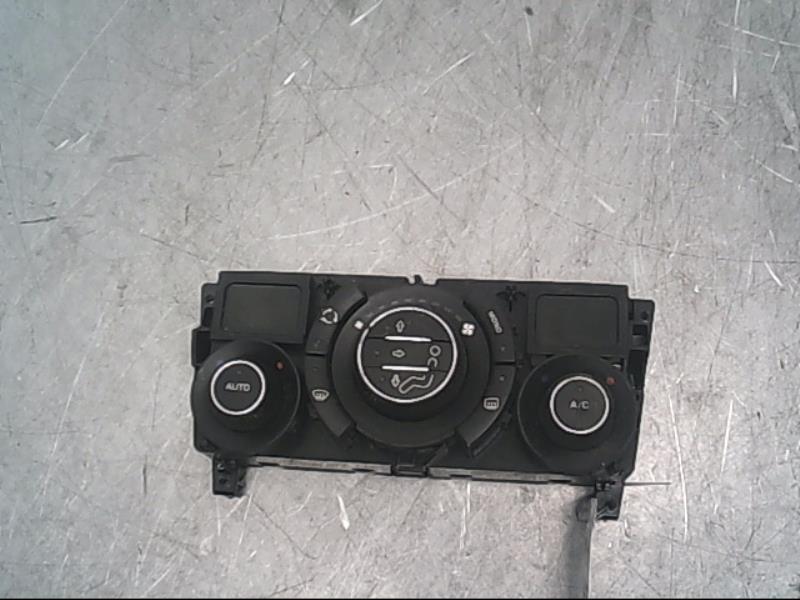 Commande chauffage PEUGEOT 308 I Diesel - 1