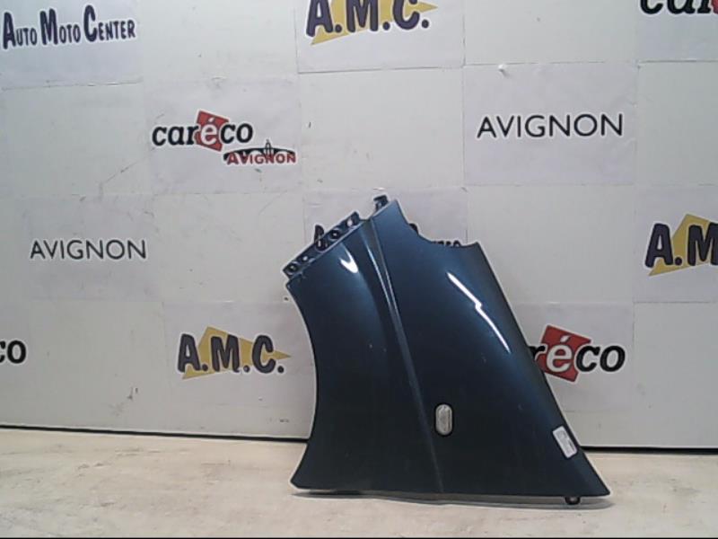 Aile avant gauche RENAULT TRAFIC II Diesel - 1