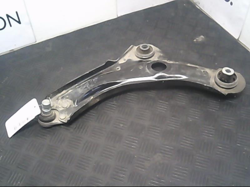 Triangle avant gauche RENAULT MEGANE IV Diesel - 1