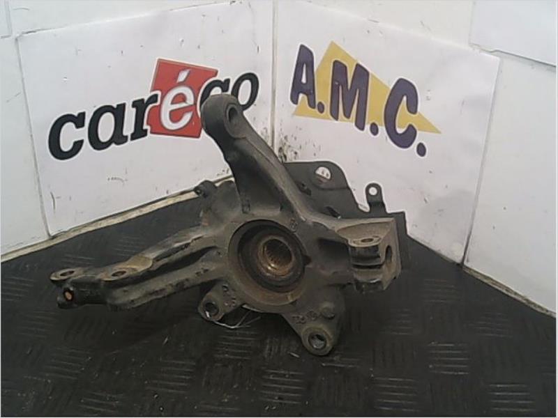 Fusee avant droit RENAULT CLIO IV Diesel - 1