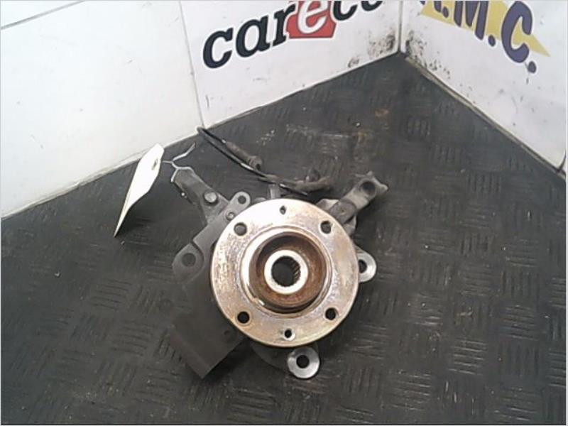 Fusee avant droit RENAULT CLIO IV Essence - 1