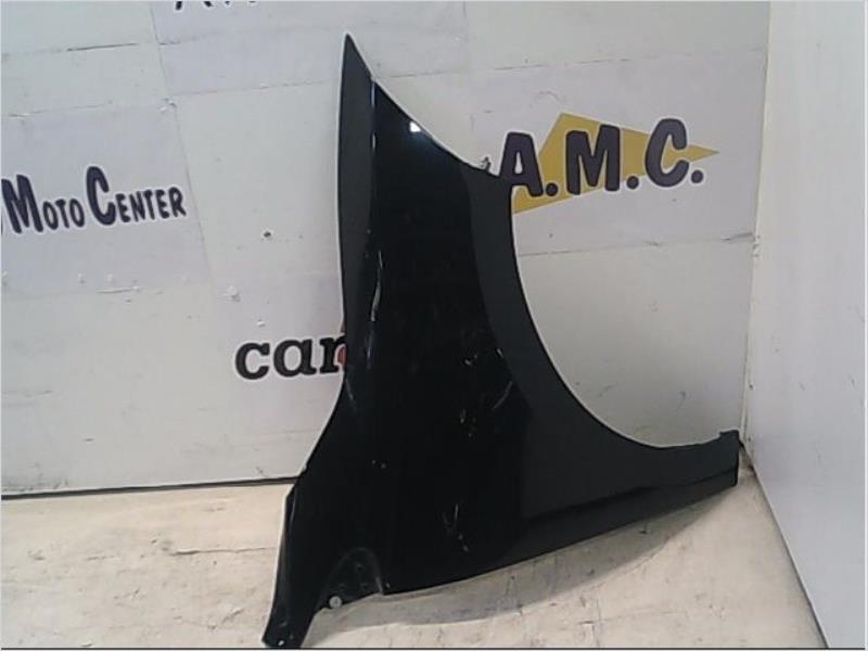Aile avant droit RENAULT MEGANE III Diesel - 1