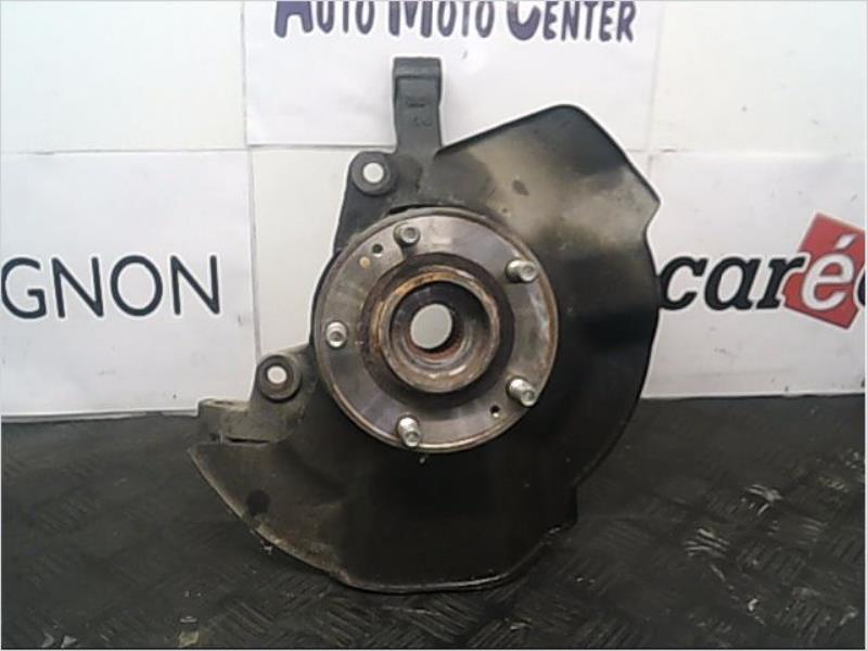Fusee avant droit HYUNDAI SANTA FE II Diesel - 1