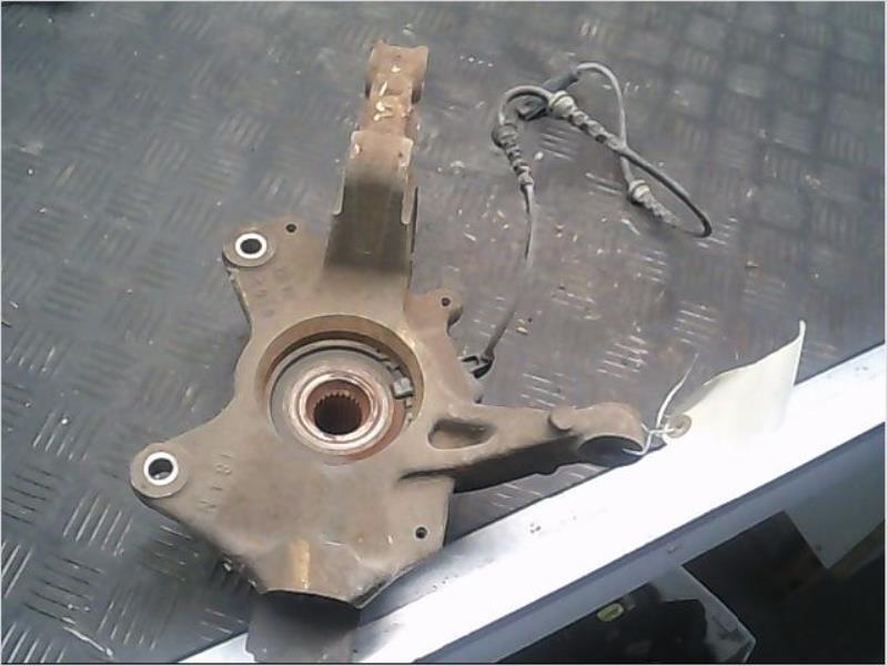 Fusee avant droit RENAULT MEGANE III Diesel - 1
