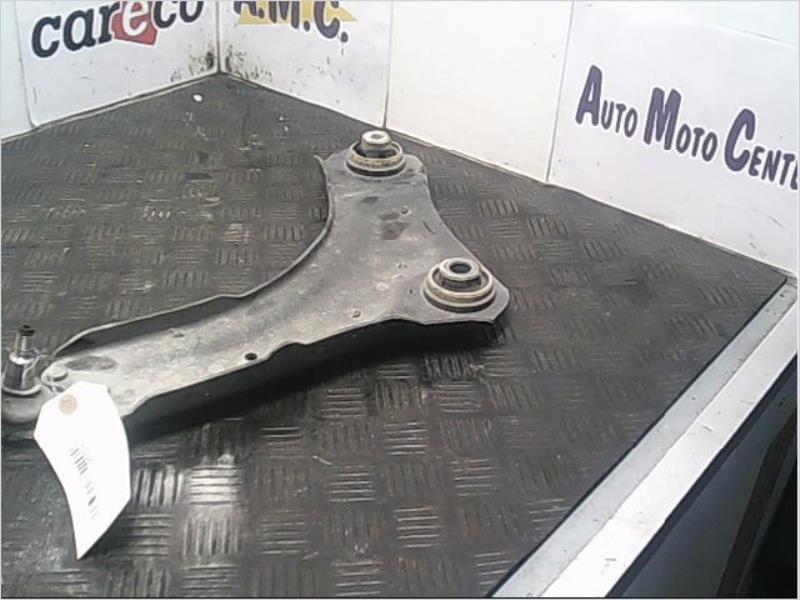 Triangle avant droit RENAULT MEGANE III Diesel - 1