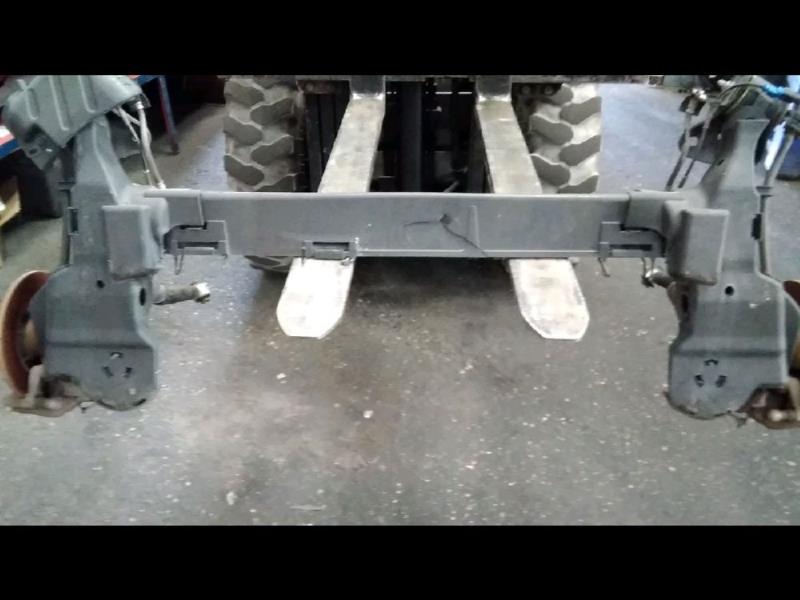 Train arriere complet PEUGEOT 208 Diesel - 1