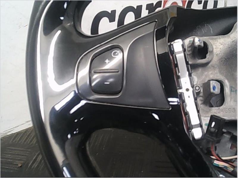 Volant RENAULT CLIO IV Essence - 1