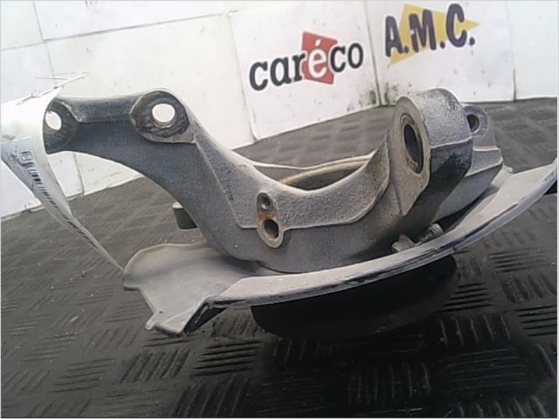 Fusee avant gauche OPEL AGILA II Essence - 1