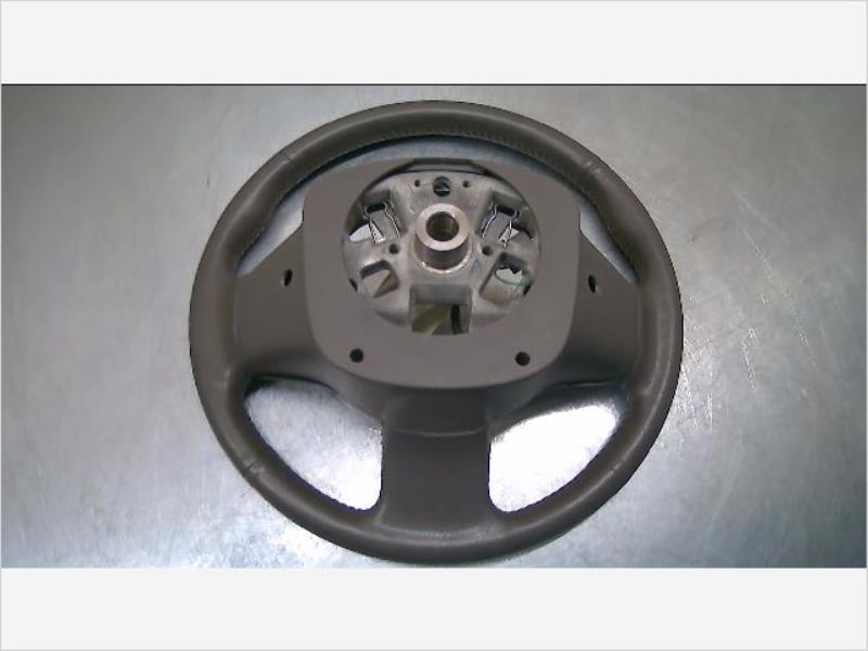 Volant NISSAN MICRA IV Essence - 1