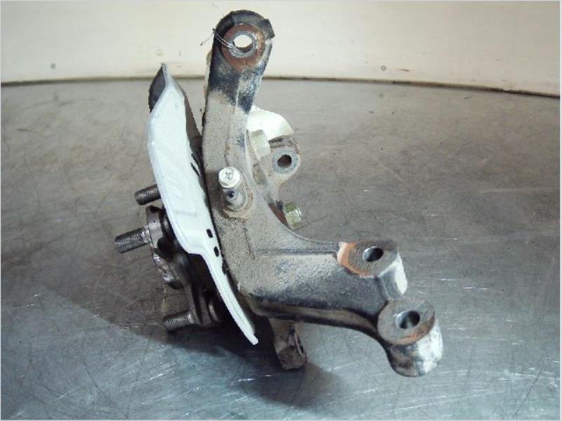 Fusee avant droit SUZUKI SWIFT V Essence - 1