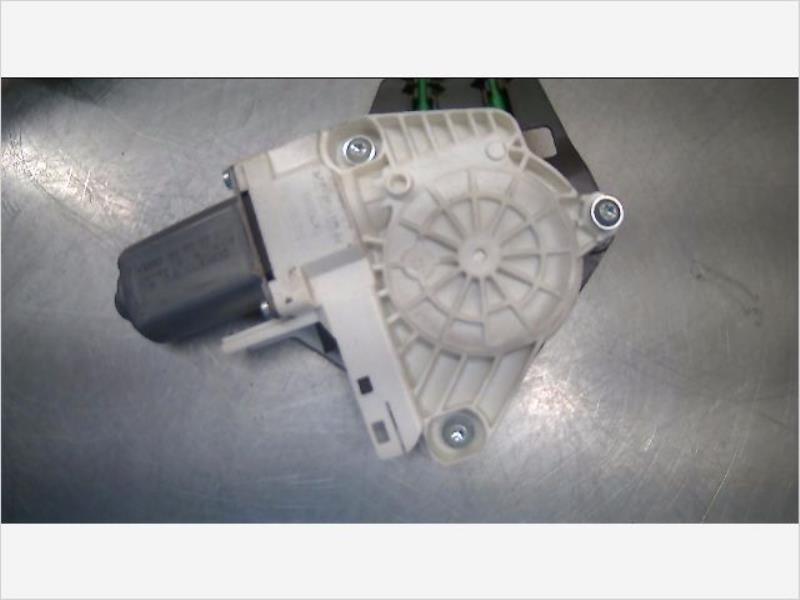 Leve vitre electrique avant gauche AUDI A1 Diesel - 1