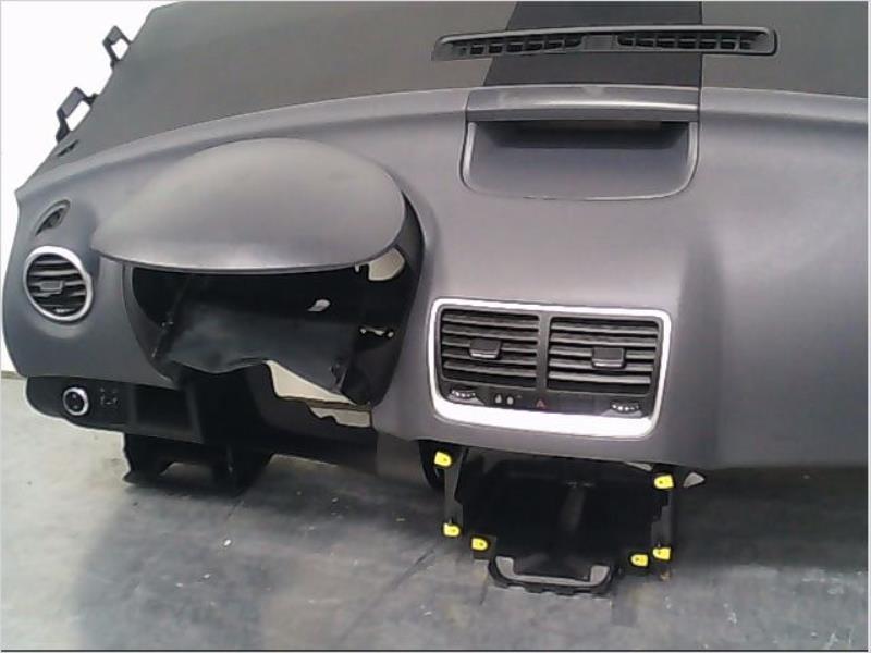 Planche de bord complete OPEL MERIVA II Diesel - 1