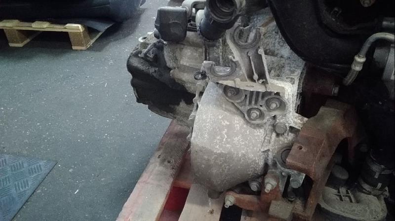 Boite de vitesses PEUGEOT 308 I CC Diesel - 1