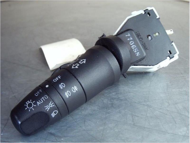 Commande de phare NISSAN MICRA III Essence - 1