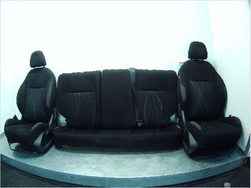 Interieur complet PEUGEOT 208 Diesel - 1