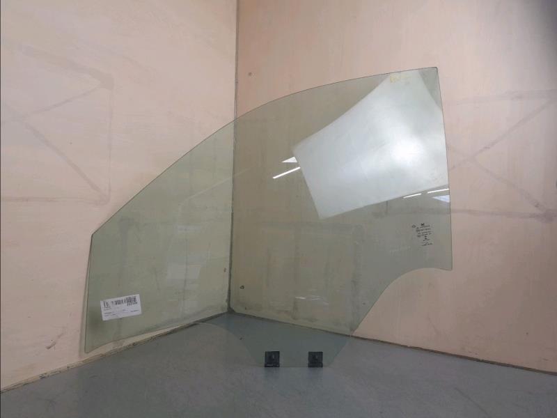 Vitre avant gauche RENAULT TWINGO III Essence - 1
