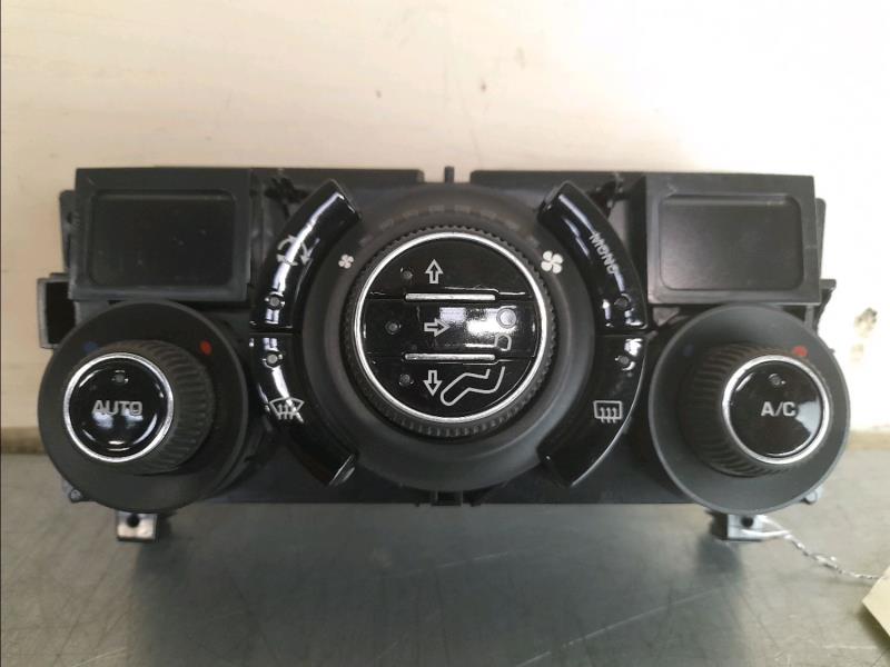 Commande chauffage CITROEN C3 PICASSO Essence - 1