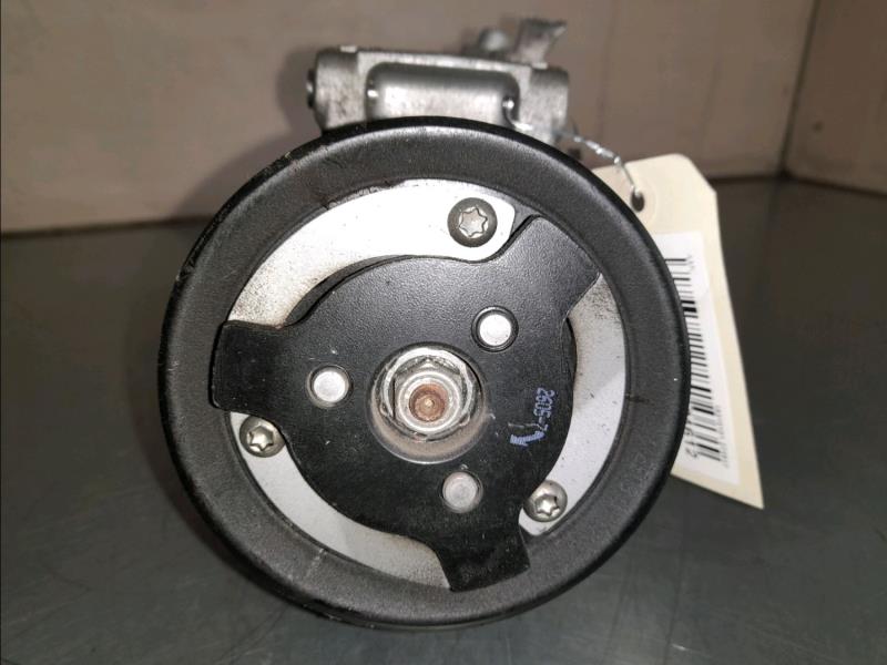 Compresseur clim VOLKSWAGEN GOLF VII Essence - 1