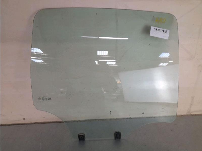 Vitre arriere droit CITROEN C3 II Essence - 1