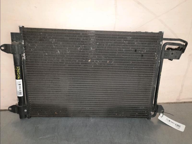 Condenseur de clim VOLKSWAGEN GOLF VI Diesel - 1