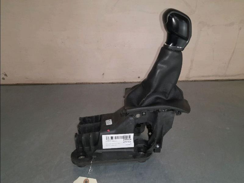 Levier de vitesses PEUGEOT 208 Essence - 1