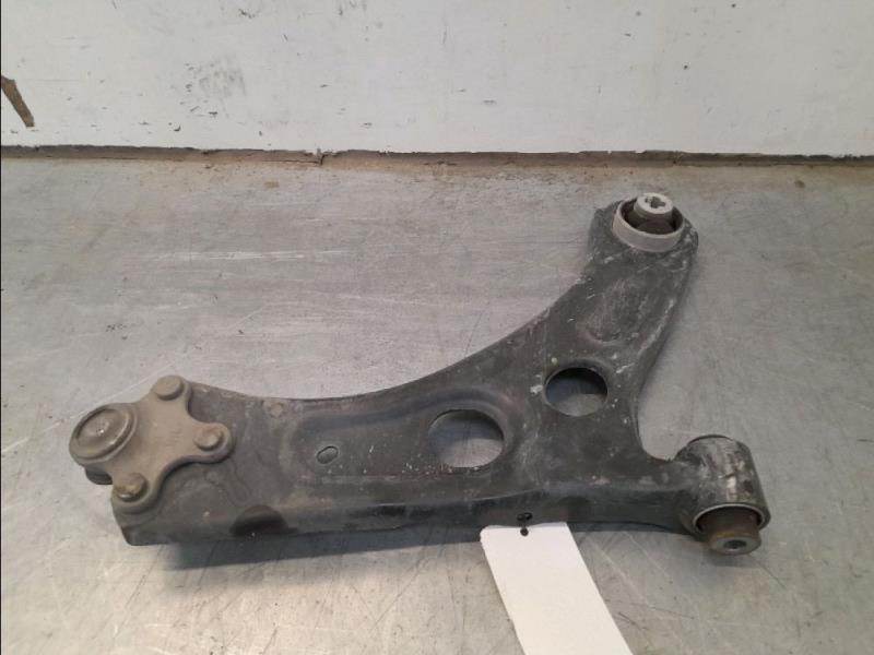 Triangle avant gauche OPEL CORSA F PHASE 1  - 1
